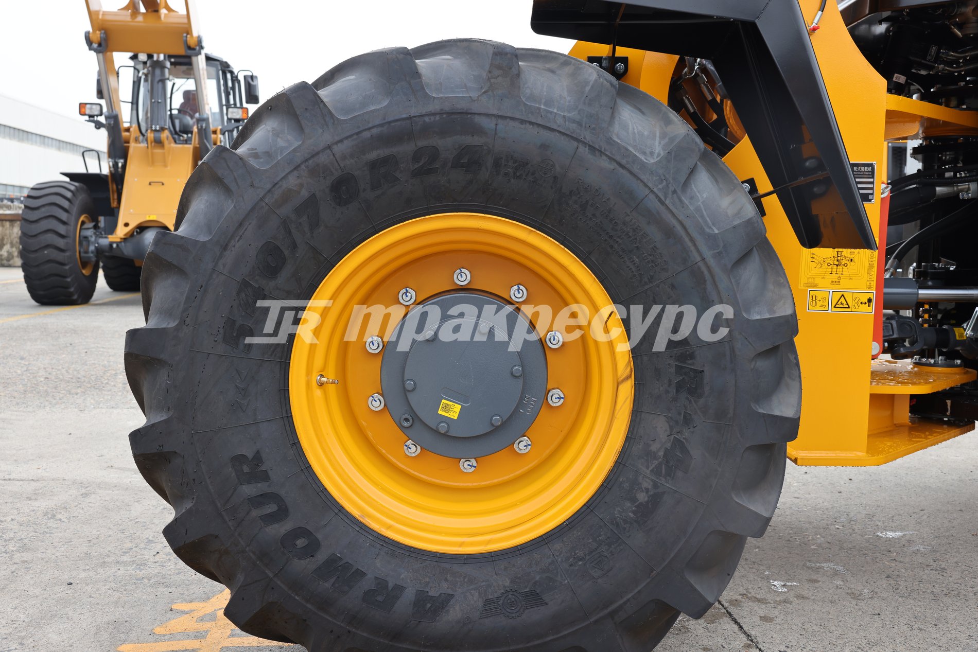 liftnet:gallery:/media/original_images/CDM835G-AGRI_11.JPG