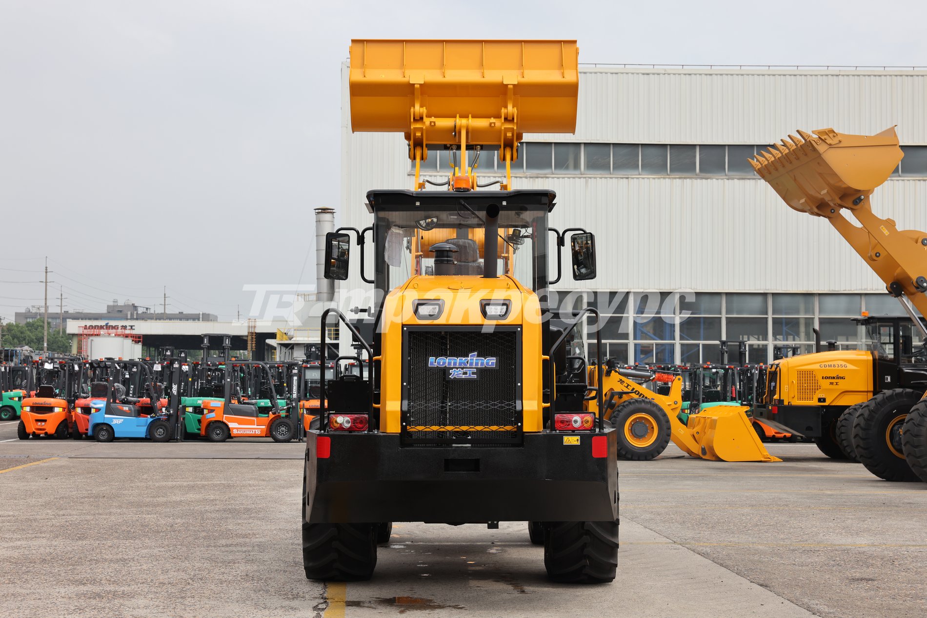 liftnet:gallery:/media/original_images/CDM835G-AGRI_7.JPG