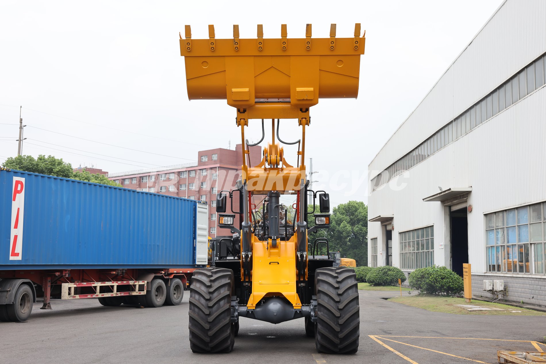 liftnet:gallery:/media/original_images/CDM853G-AGRI_3.JPG