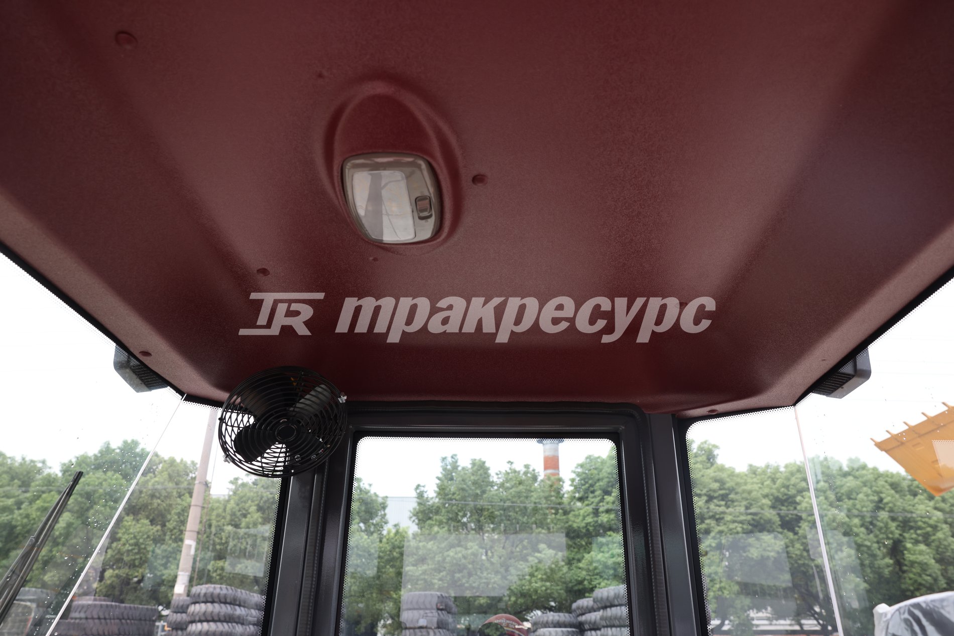 liftnet:gallery:/media/original_images/CDM932N-AGRI_14.JPG