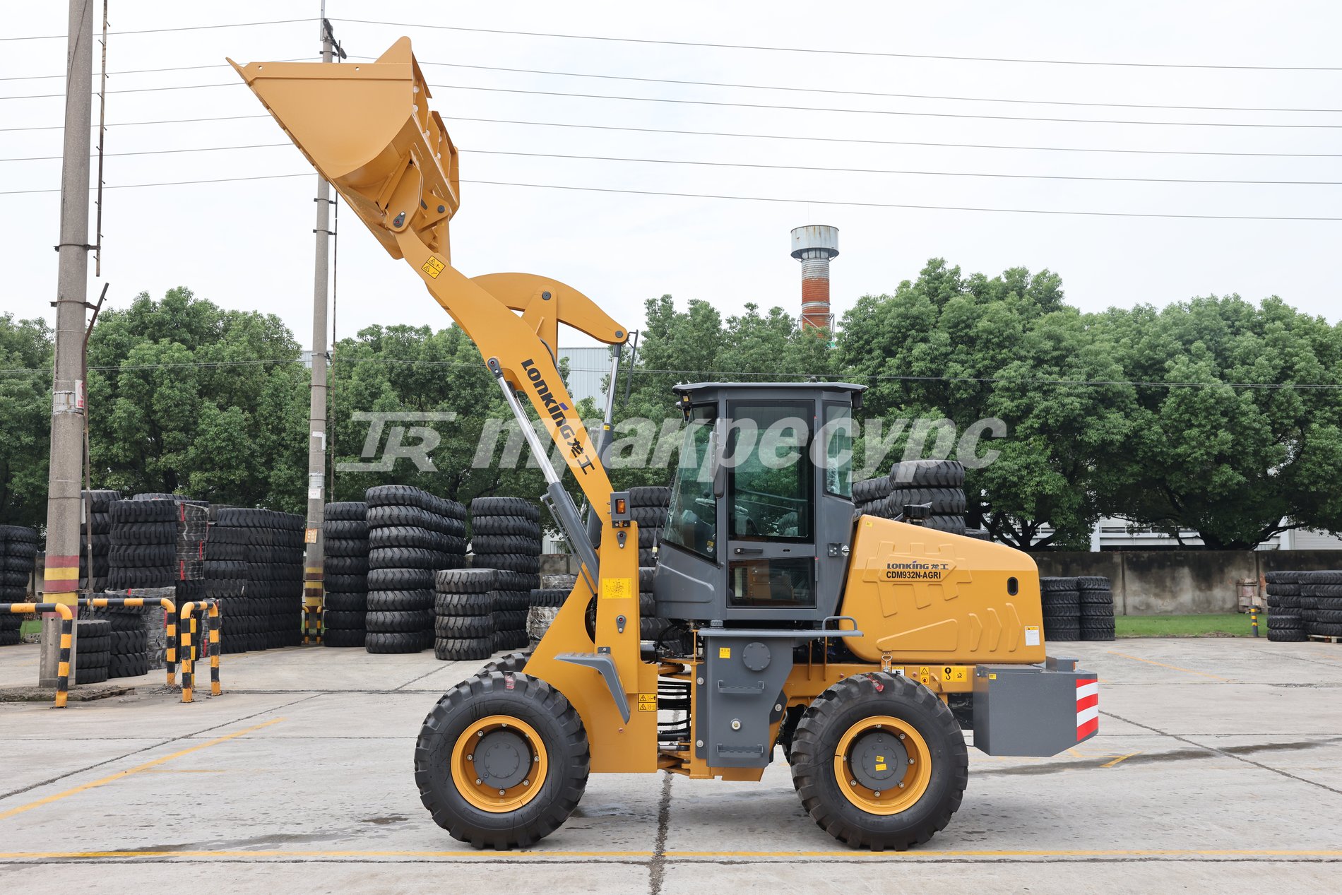 liftnet:gallery:/media/original_images/CDM932N-AGRI_1.JPG