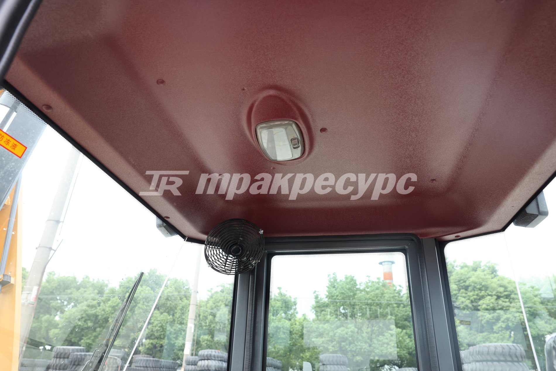 liftnet:gallery:/media/original_images/CDM936N-AGRI_13.JPG