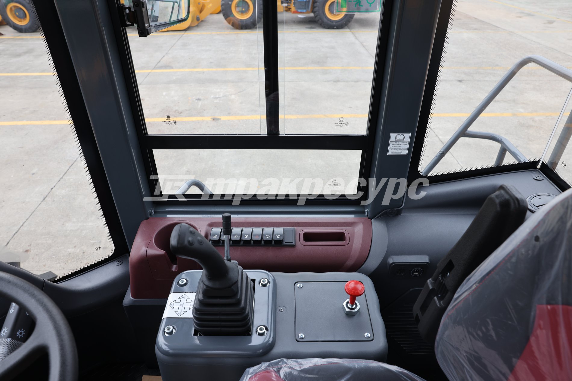 liftnet:gallery:/media/original_images/ZL50GC-AGRI_13.JPG