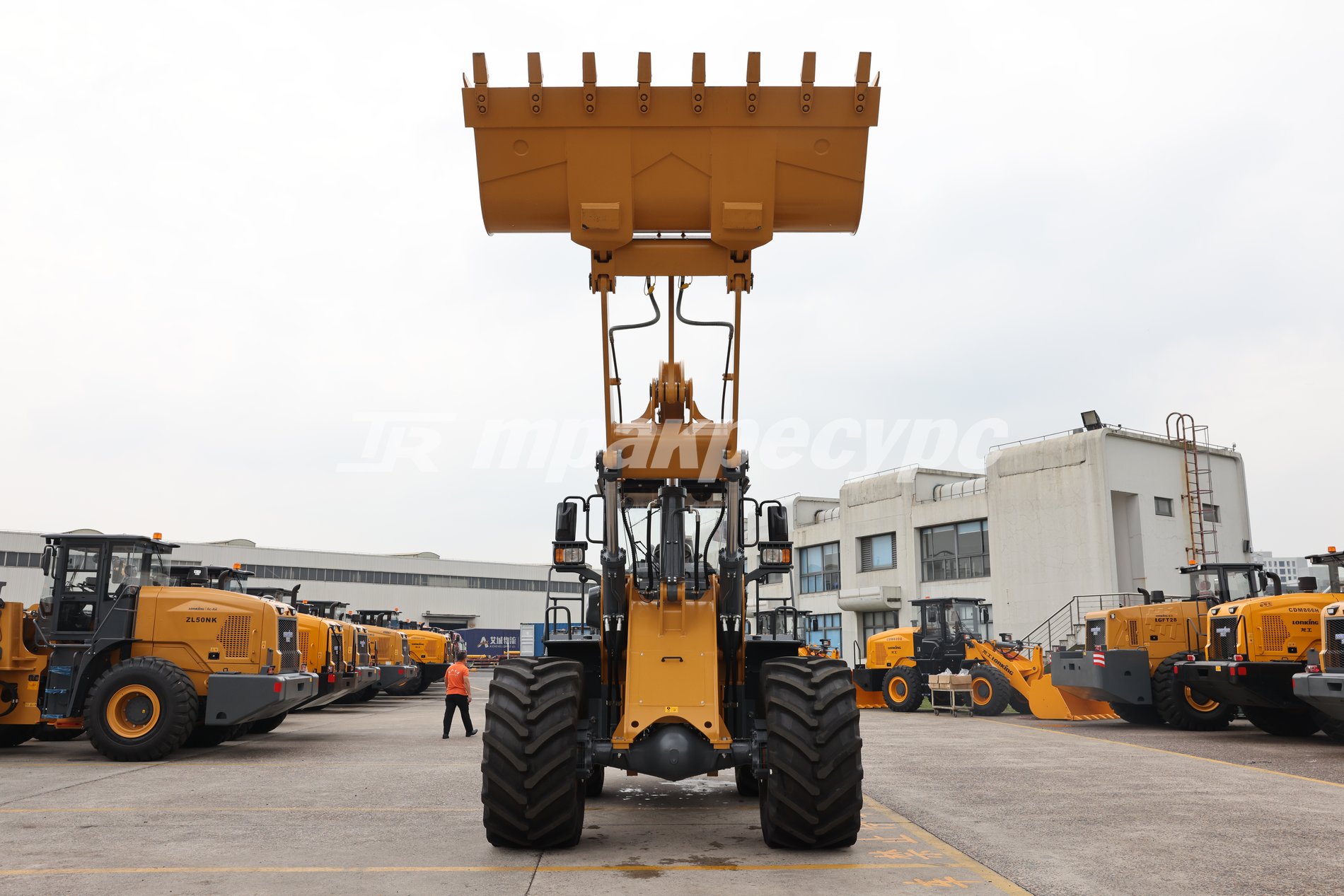 liftnet:gallery:/media/original_images/ZL50GC-AGRI_3.JPG